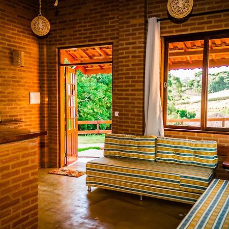 Encantos Do Vale Pousada E Spa Cultural Bueno Brandão Habitación foto