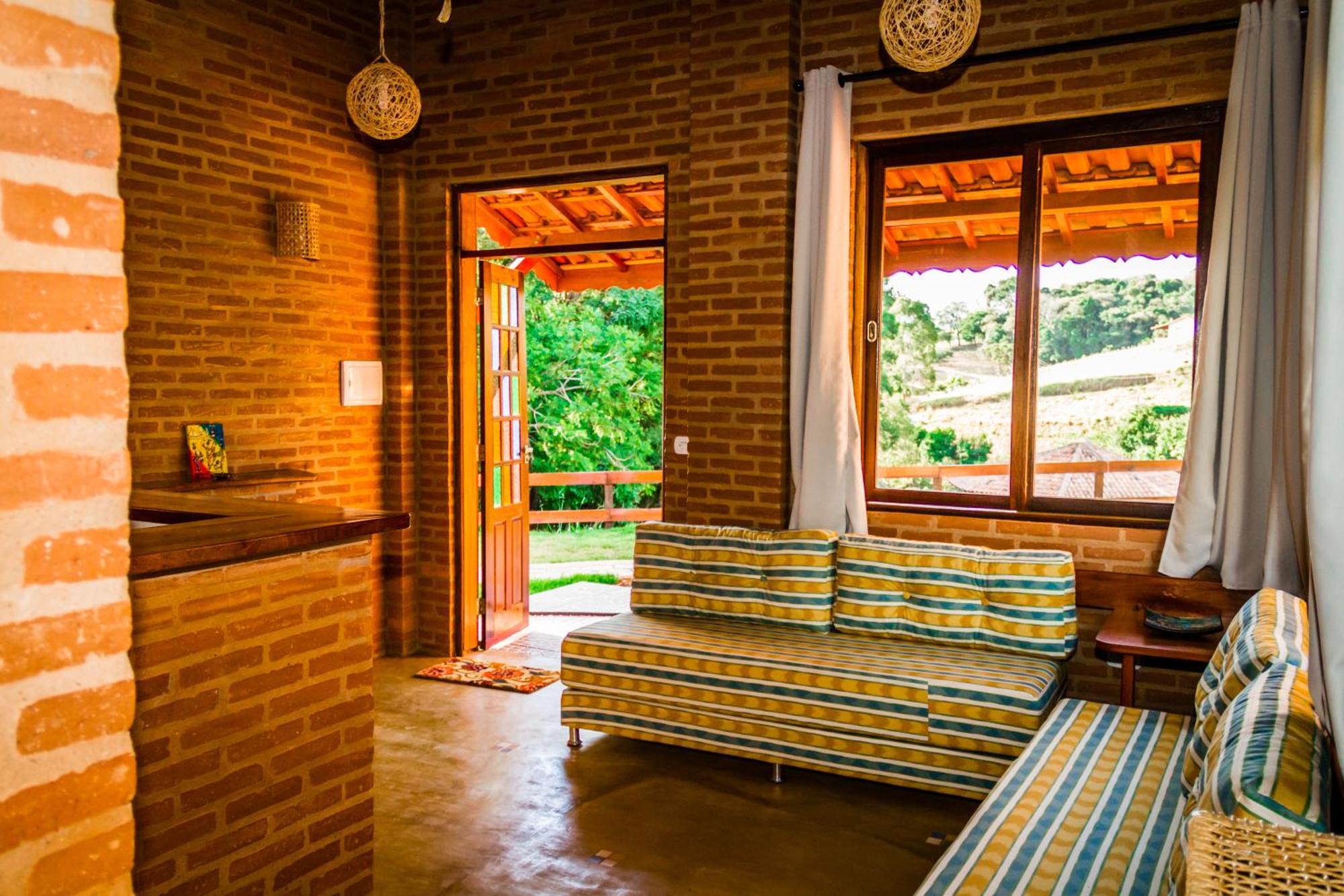 Encantos Do Vale Pousada E Spa Cultural Bueno Brandão Habitación foto
