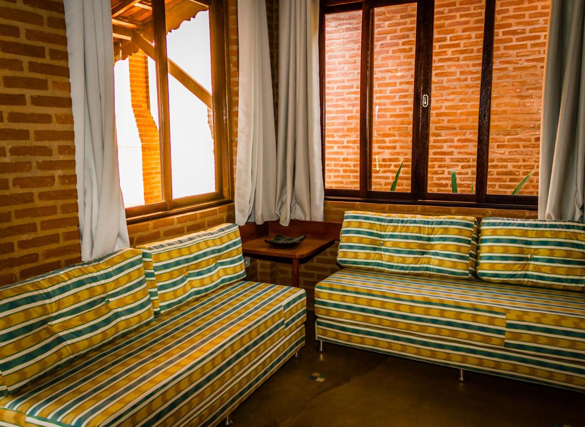 Encantos Do Vale Pousada E Spa Cultural Bueno Brandão Habitación foto