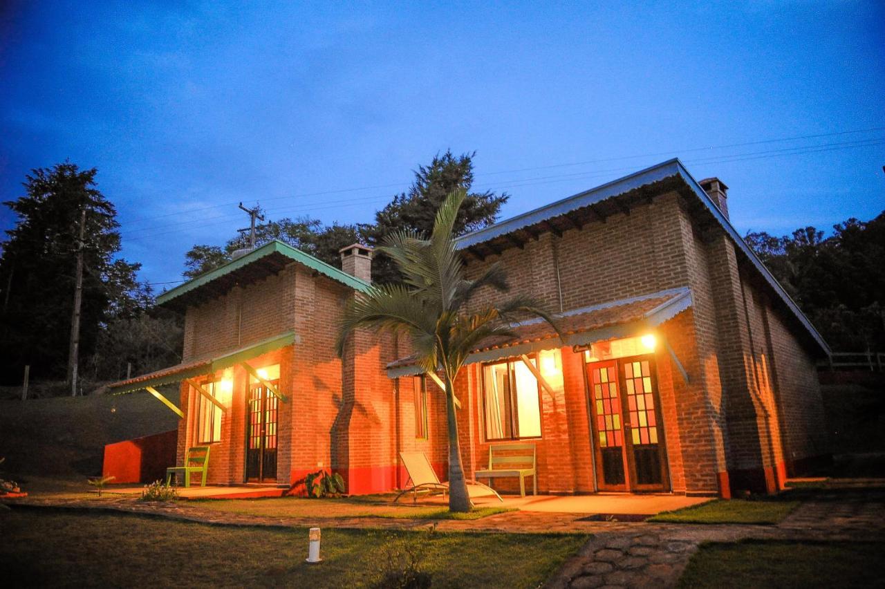 Encantos Do Vale Pousada E Spa Cultural Bueno Brandão Exterior foto